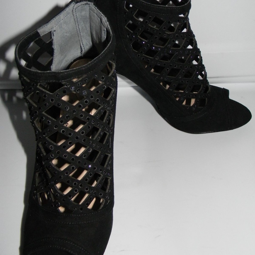NIB Nina Black Suede Charee Glam Heels Size 8